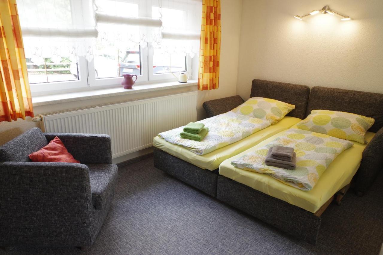 Gaestehaus Gaens - Ferienwohnung Schirgiswalde-Kirschau Esterno foto